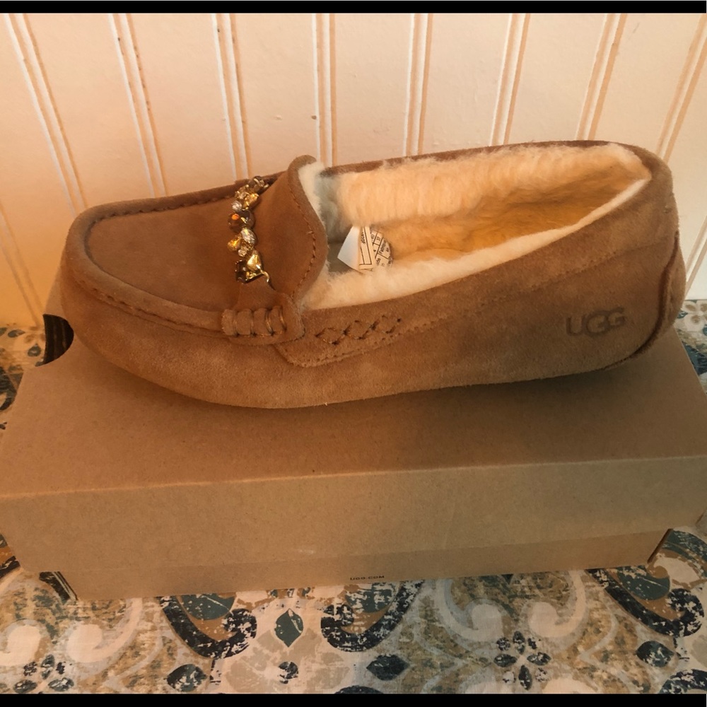 New Ugg Ansley Charm Gem Slippers/Moccasins